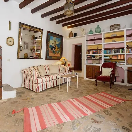 Can Antuna Villa